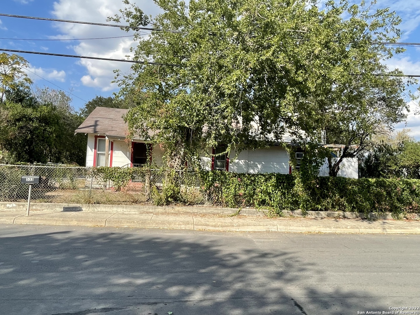 533 Briggs Avenue San Antonio TX 78211