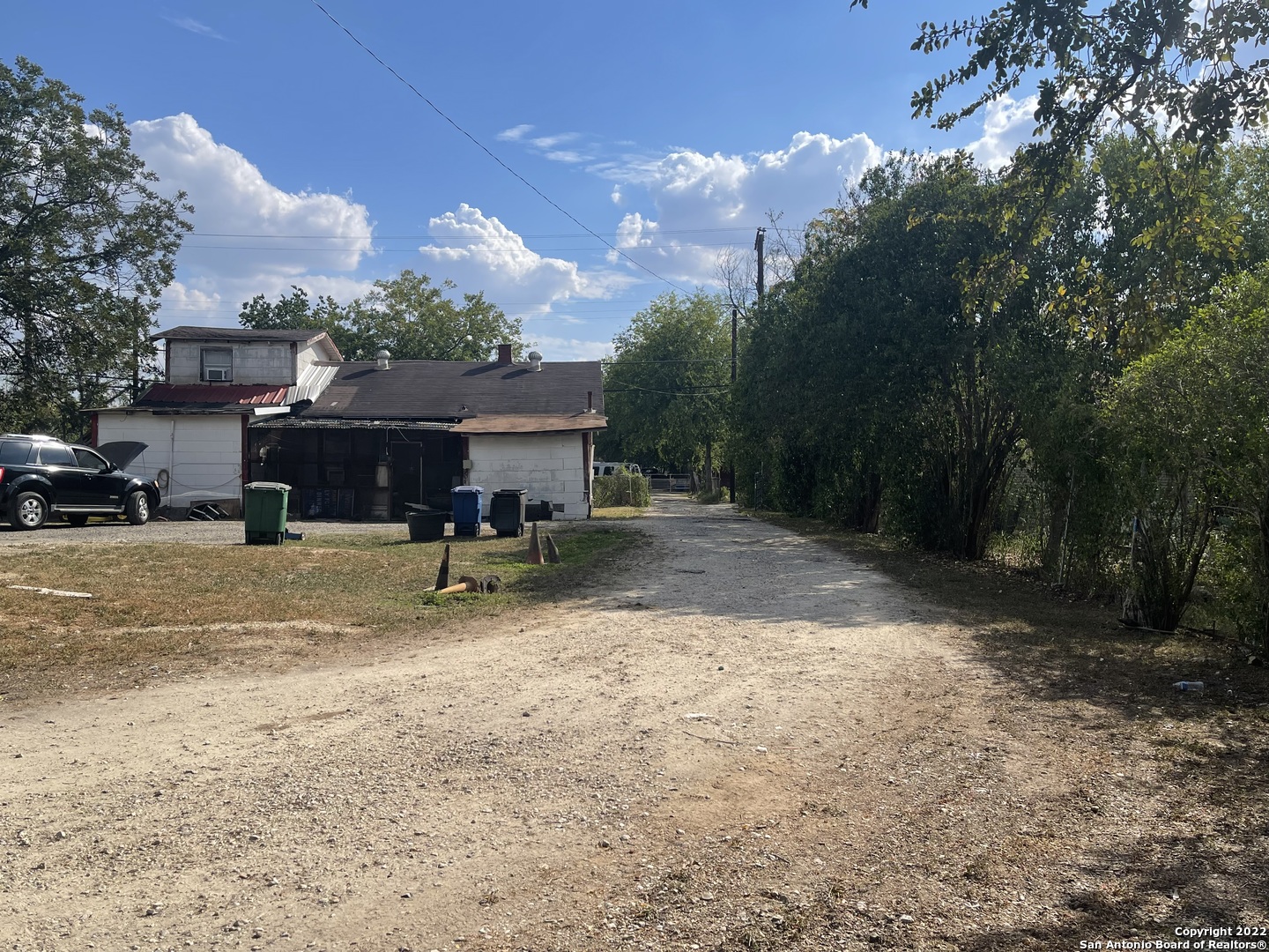 533 Briggs Avenue San Antonio TX 78211