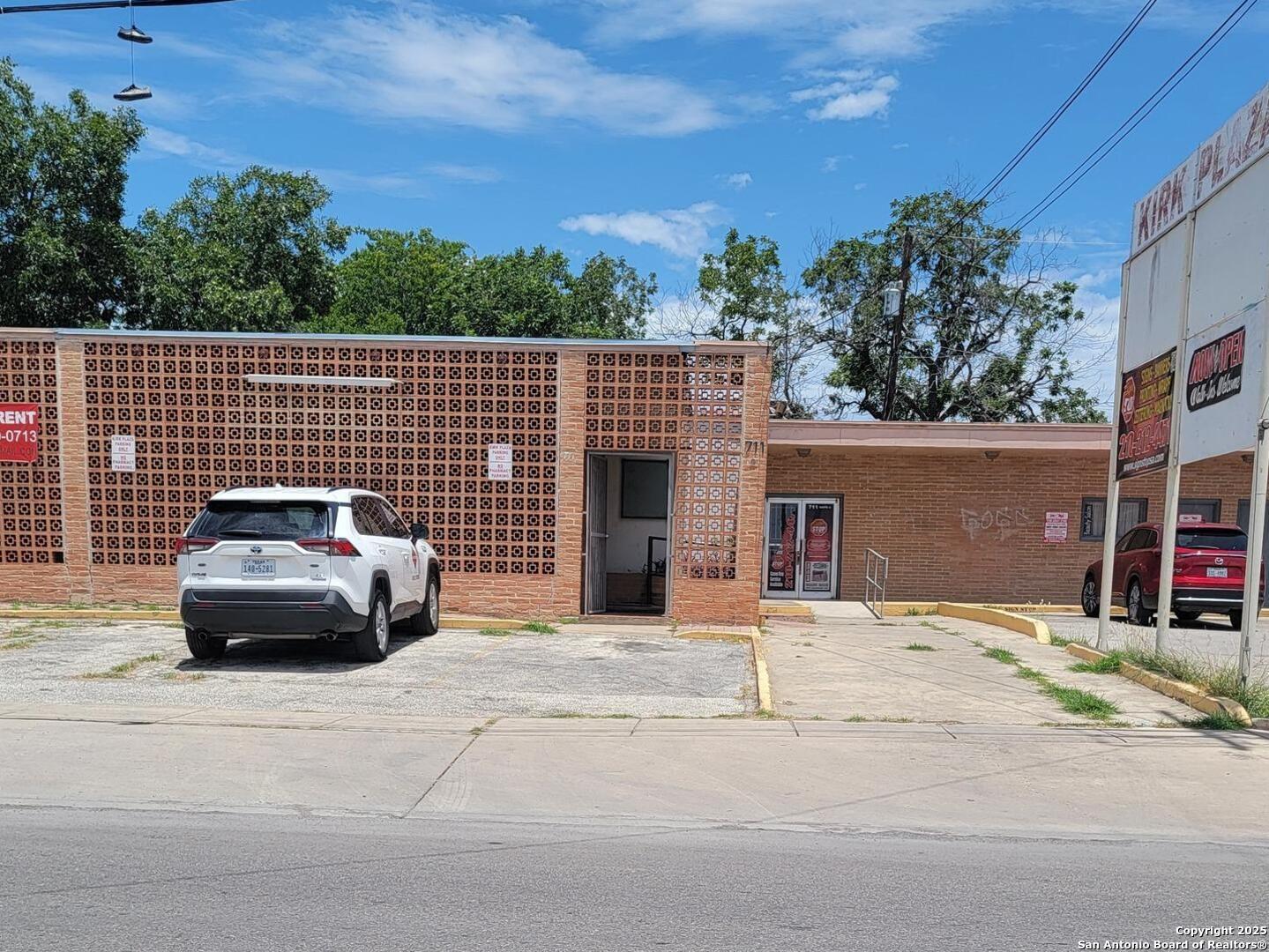 711 Kirk Place San Antonio TX 78226