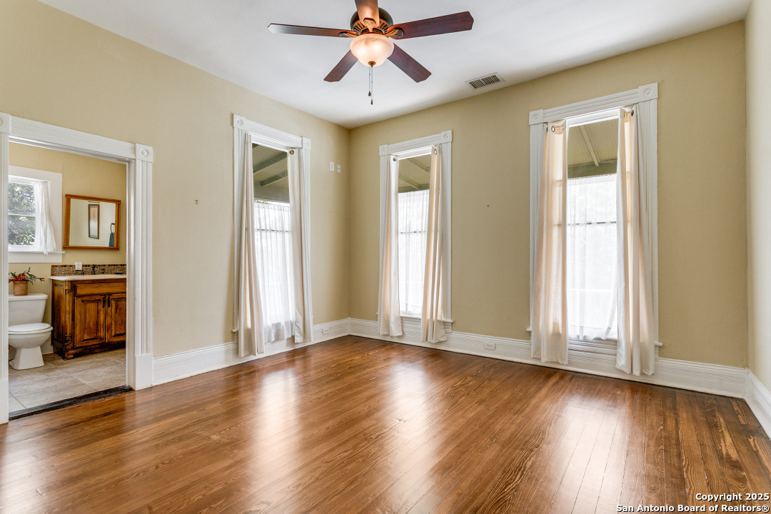 305 W Ashby San Antonio TX 78212