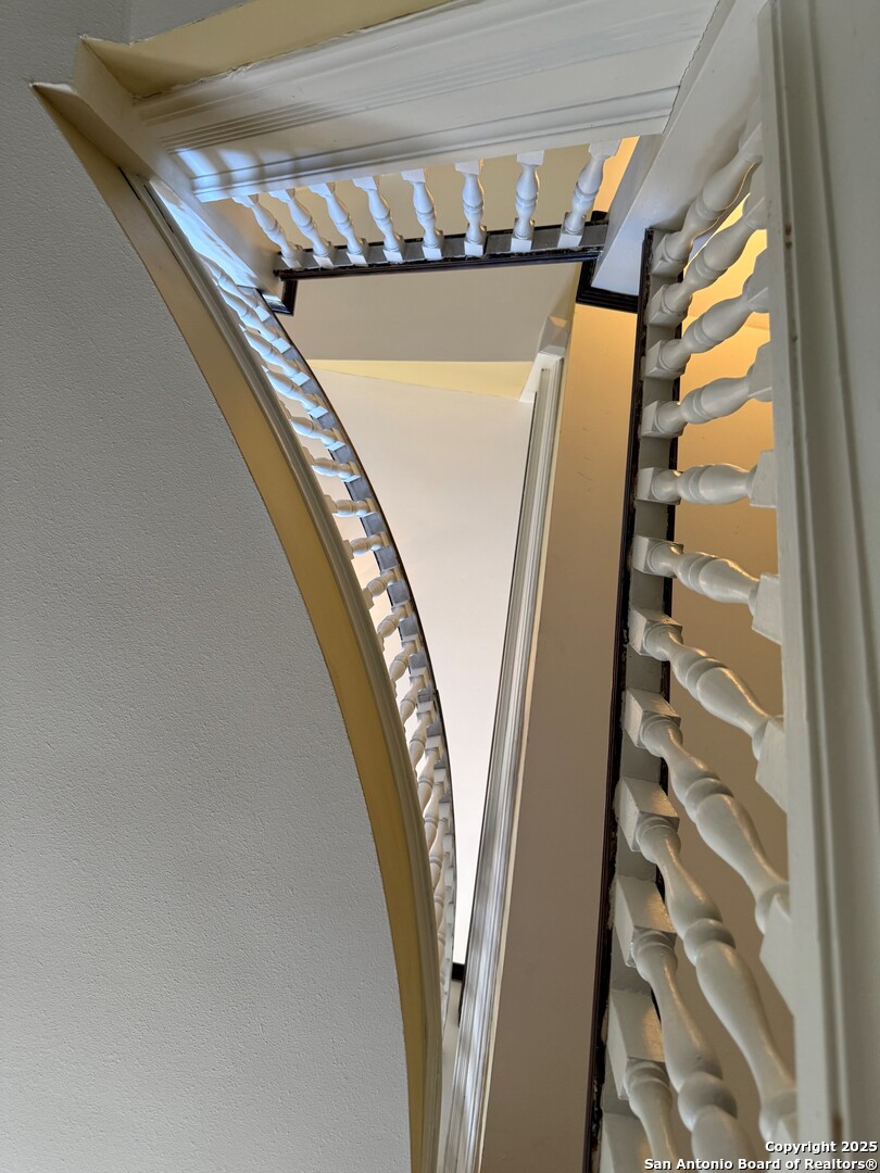 305 W Ashby San Antonio TX 78212