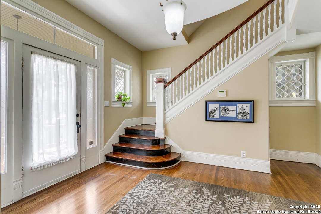 305 W Ashby San Antonio TX 78212