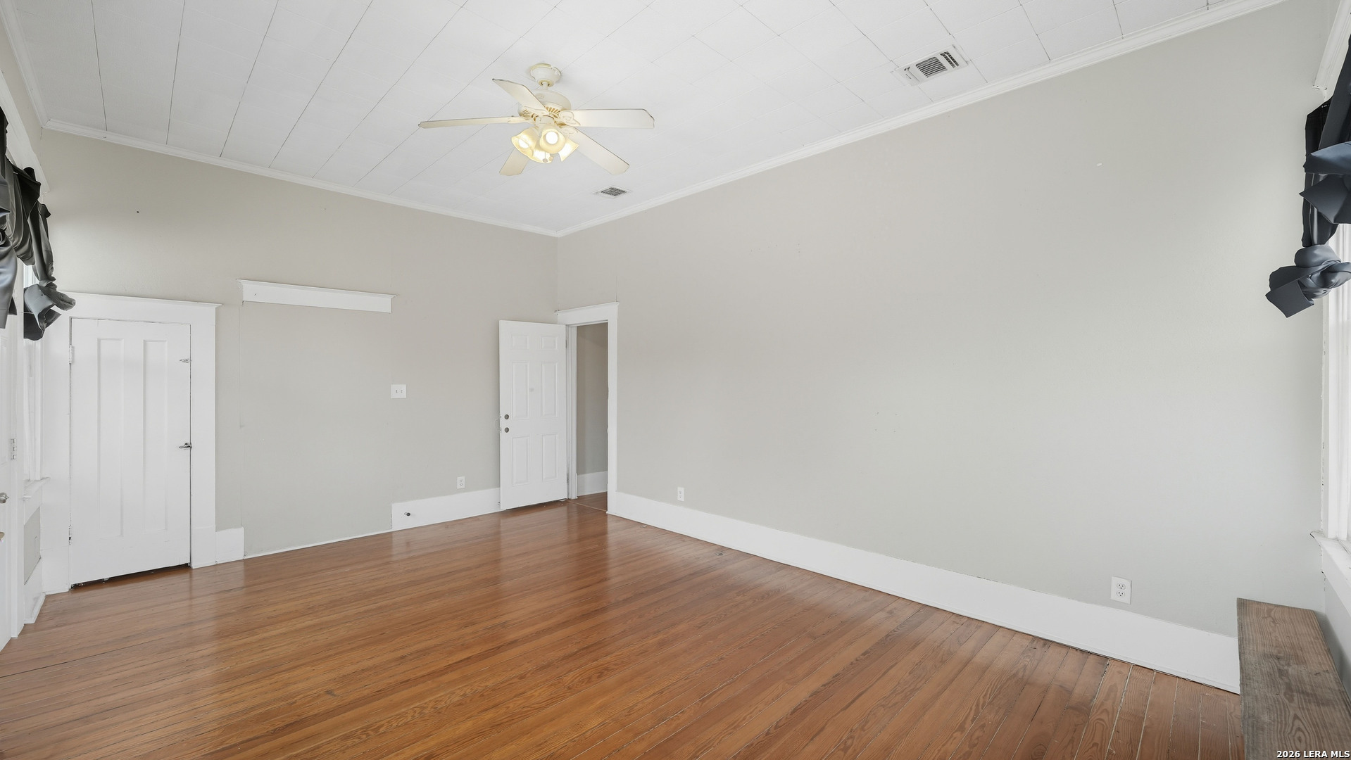 1502 Buena Vista San Antonio TX 78207