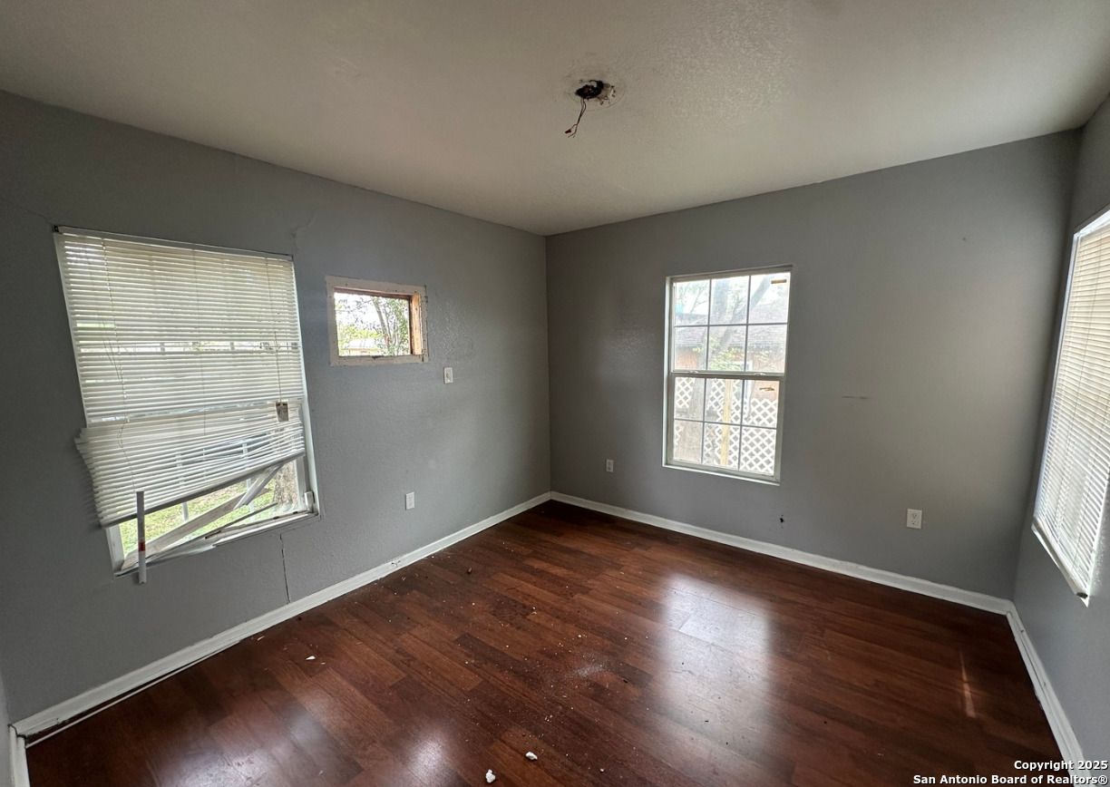 2751 Culebra San Antonio TX 78228