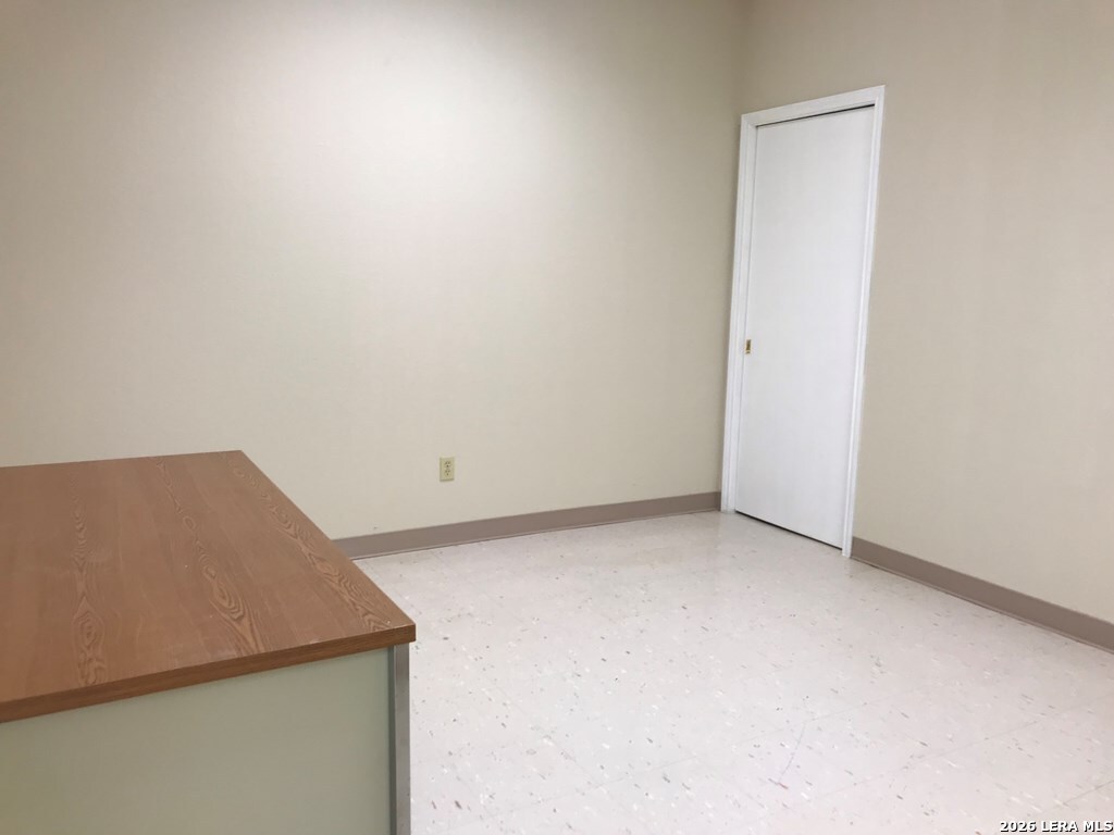2210 N Veterans Eagle Pass TX 78852