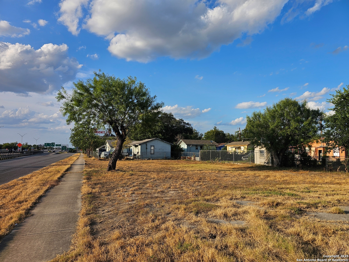 178 Sims San Antonio TX 78214