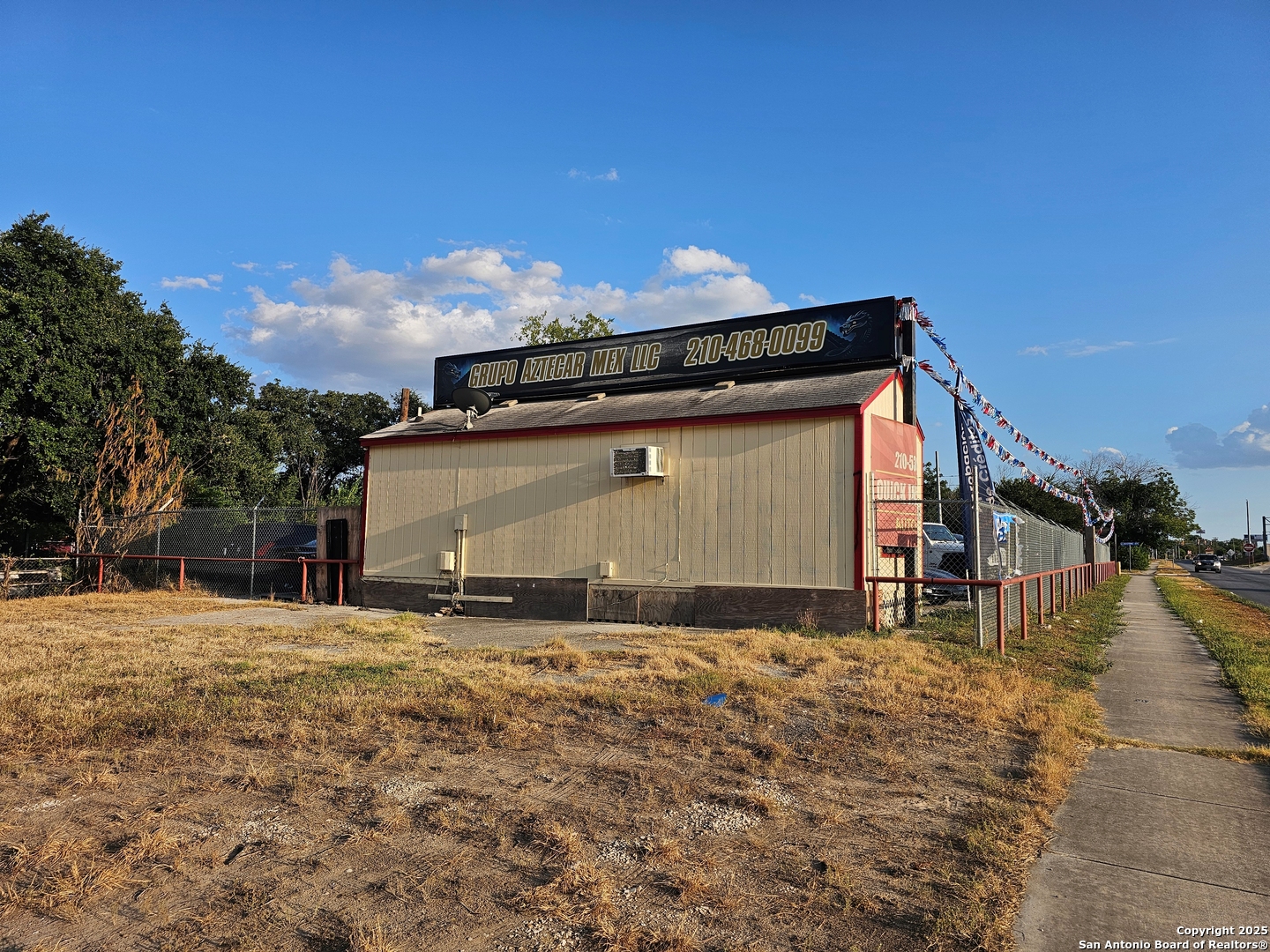 178 Sims San Antonio TX 78214