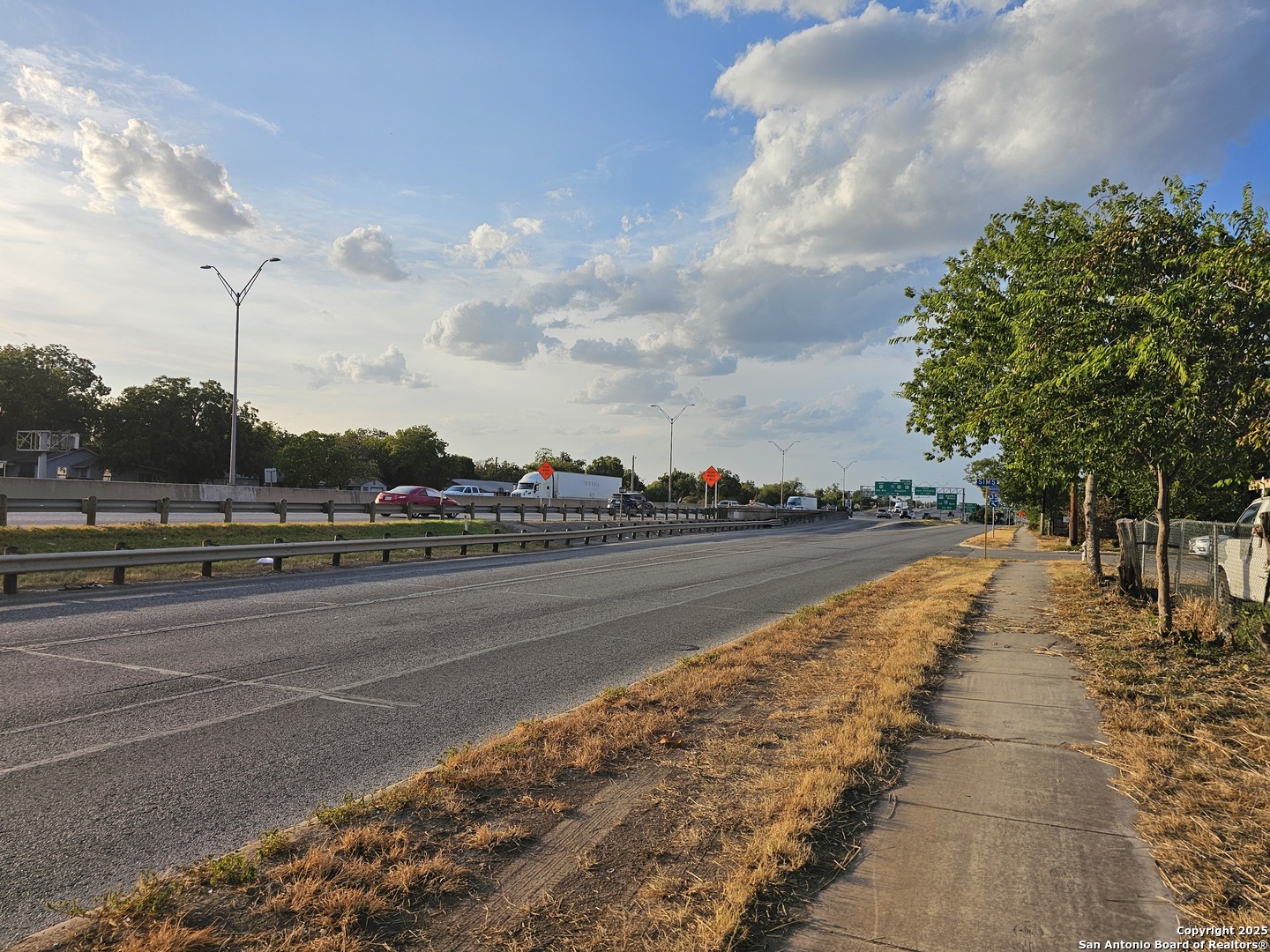 178 Sims San Antonio TX 78214