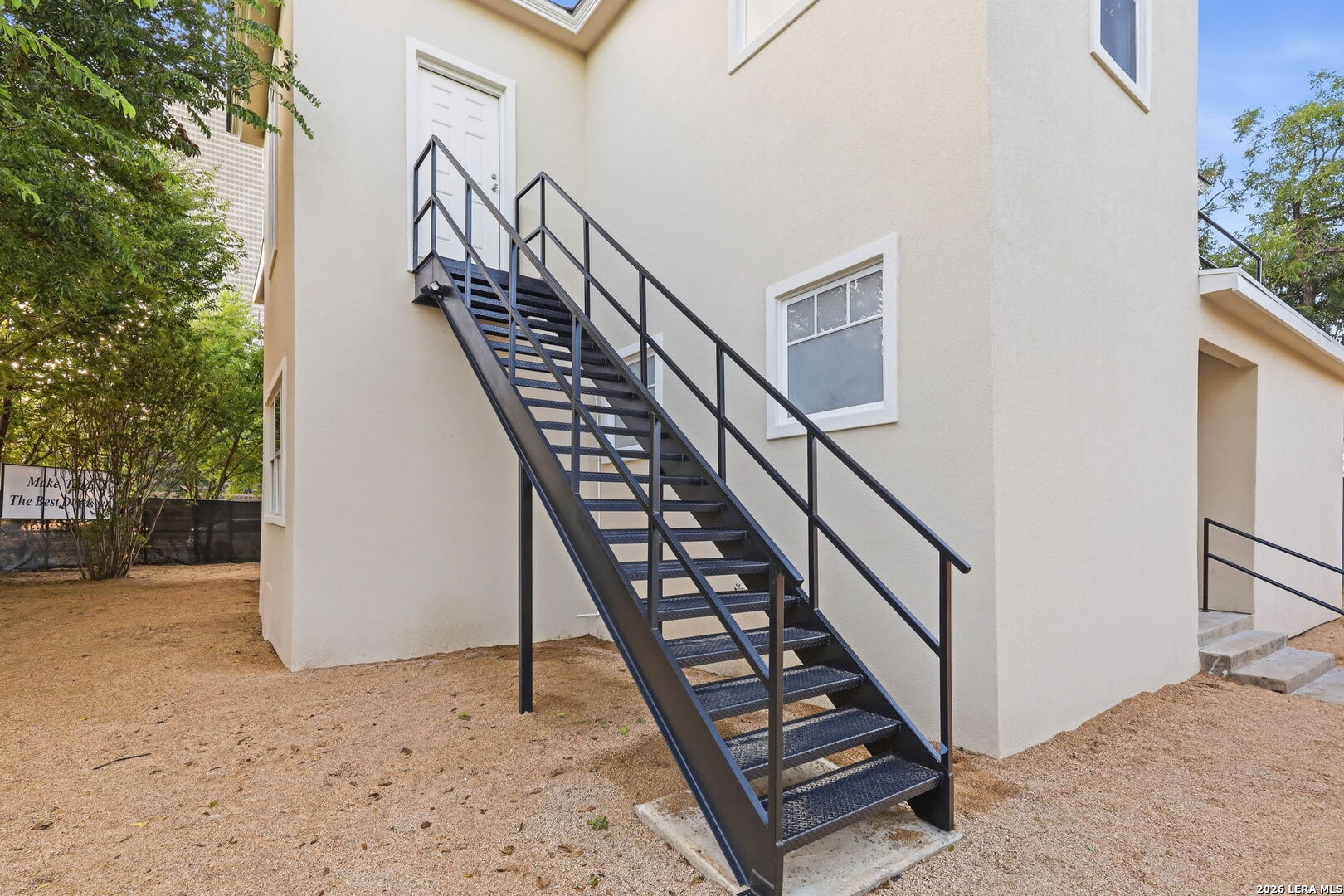 125 N San Marcos San Antonio TX 78207