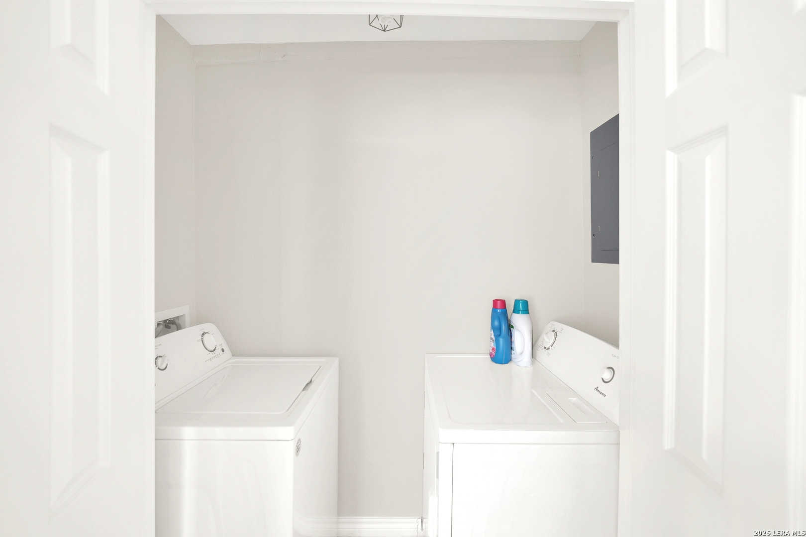 225/255/285 San Antonio Avenue Leming TX 78050