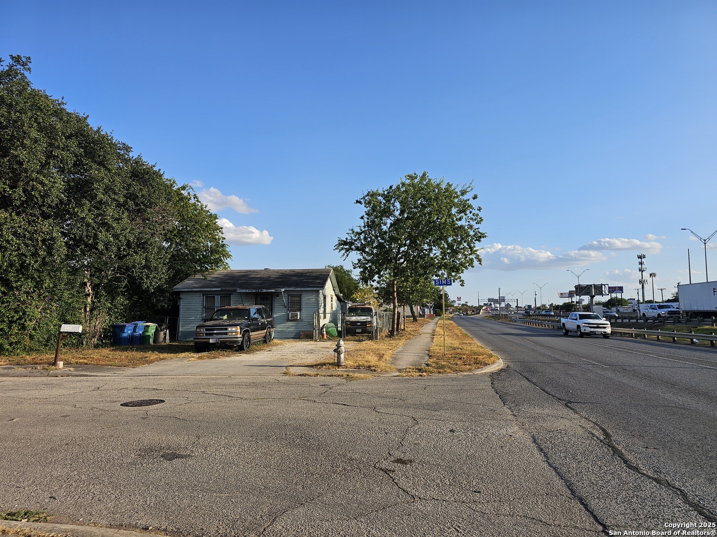 178 Sims San Antonio TX 78214