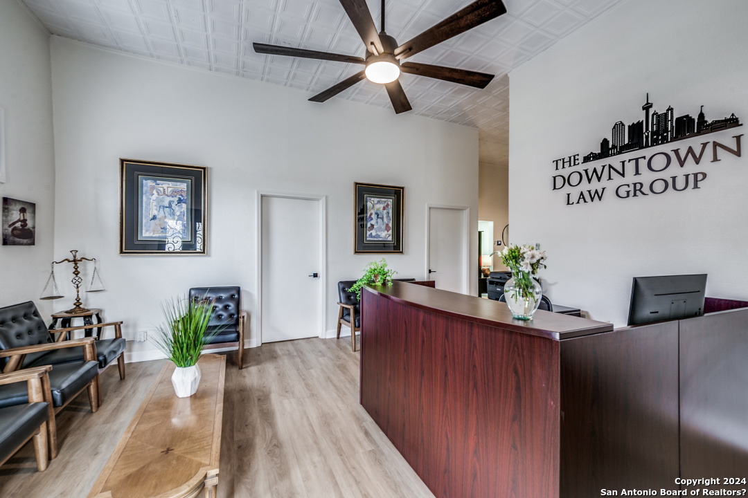 924 Camaron San Antonio TX 78212