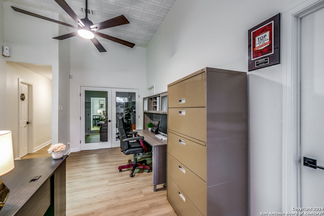 924 Camaron San Antonio TX 78212