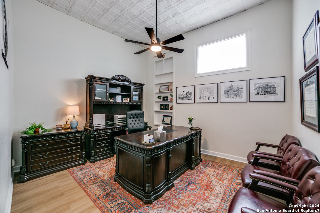 924 Camaron San Antonio TX 78212