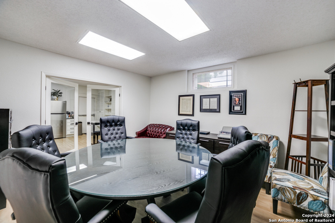 924 Camaron San Antonio TX 78212