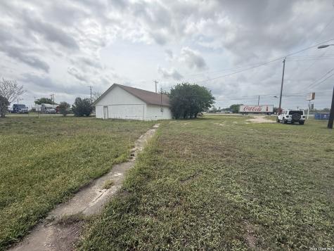 7555 Rigsby China Grove TX 78263