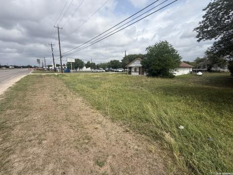 7555 Rigsby China Grove TX 78263
