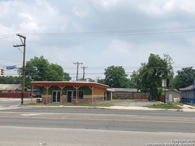 5402 S Zarzamora Street San Antonio TX 78211
