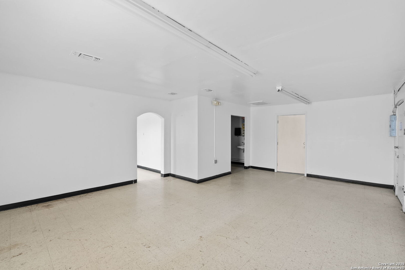 5710 Old Pearsall San Antonio TX 78242