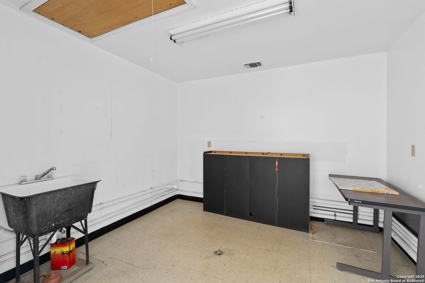 5710 Old Pearsall San Antonio TX 78242