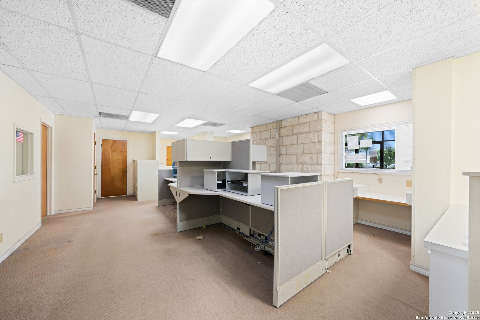 204 W Windcrest Drive Fredericksburg TX 78624