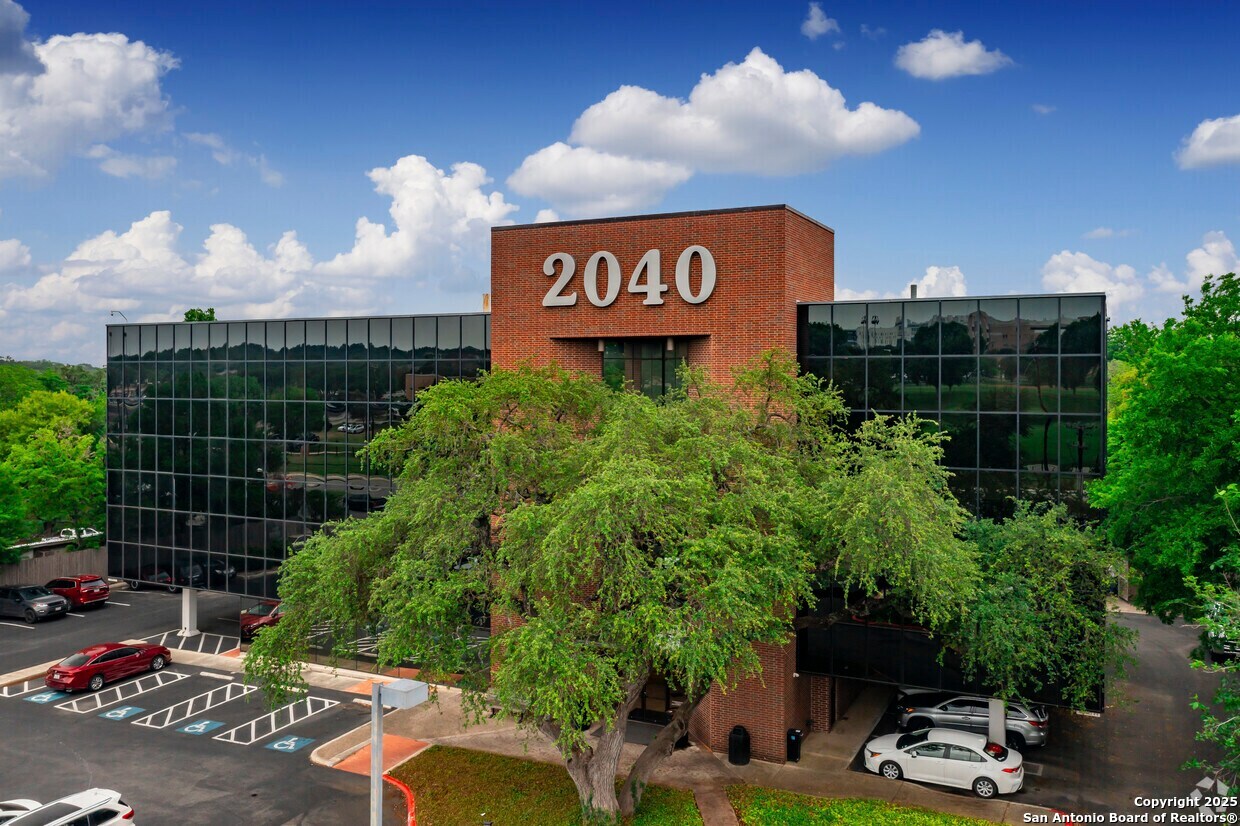 2040 Babcock San Antonio TX 78229