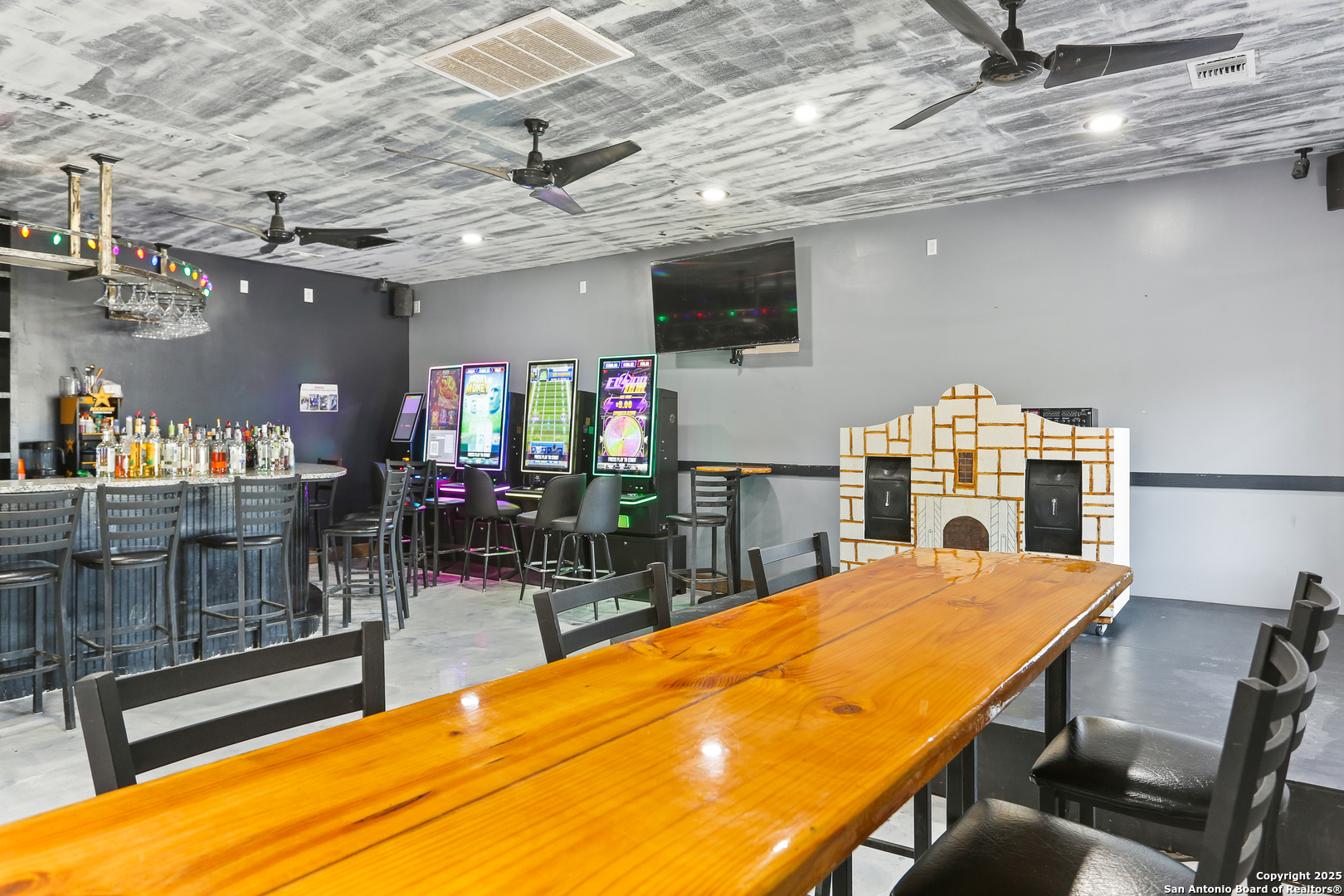 734 Cantrell San Antonio TX 78221