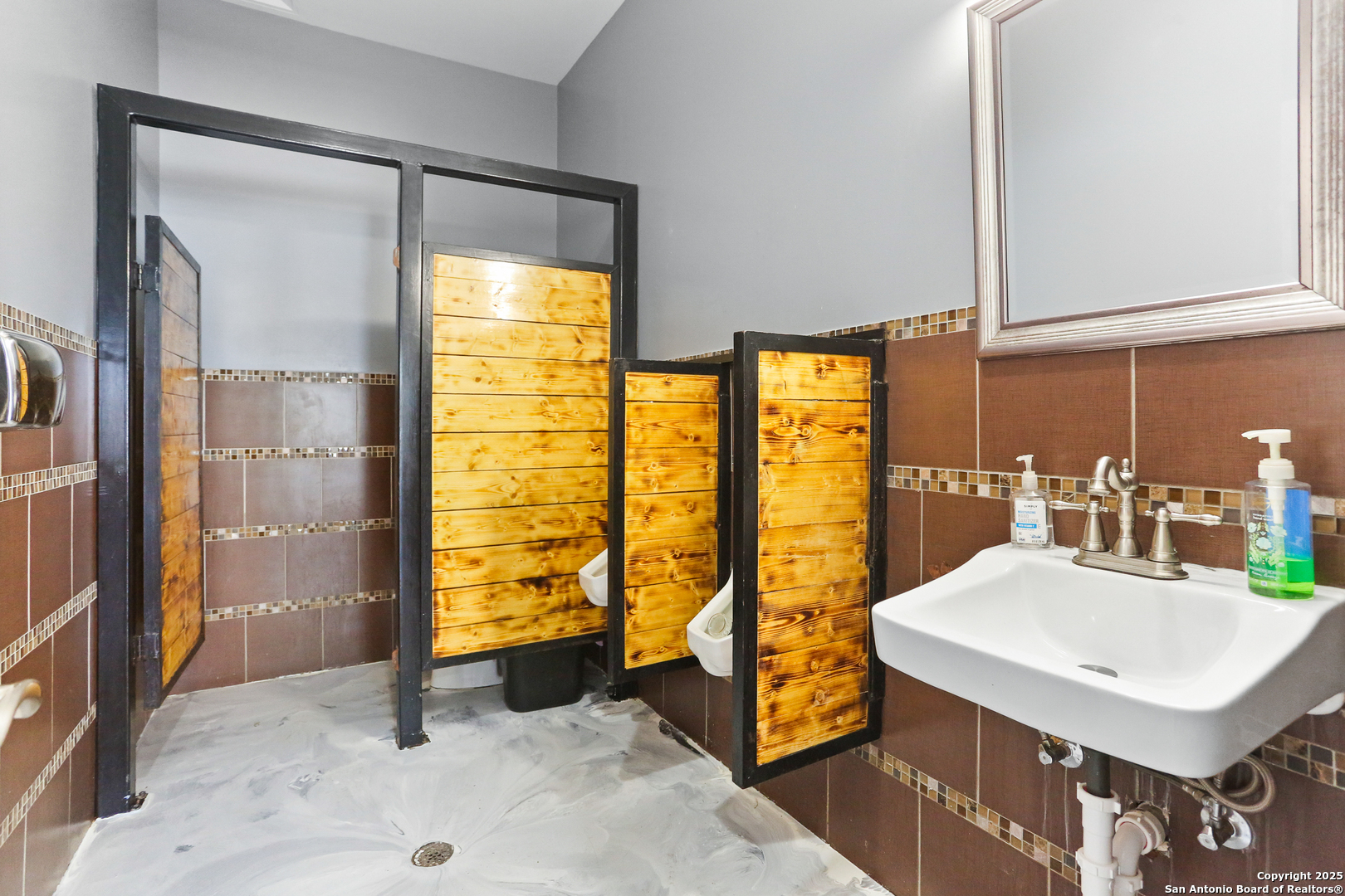 734 Cantrell San Antonio TX 78221