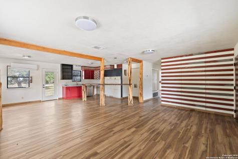 214 Edmonds Avenue Johnson City TX 78636