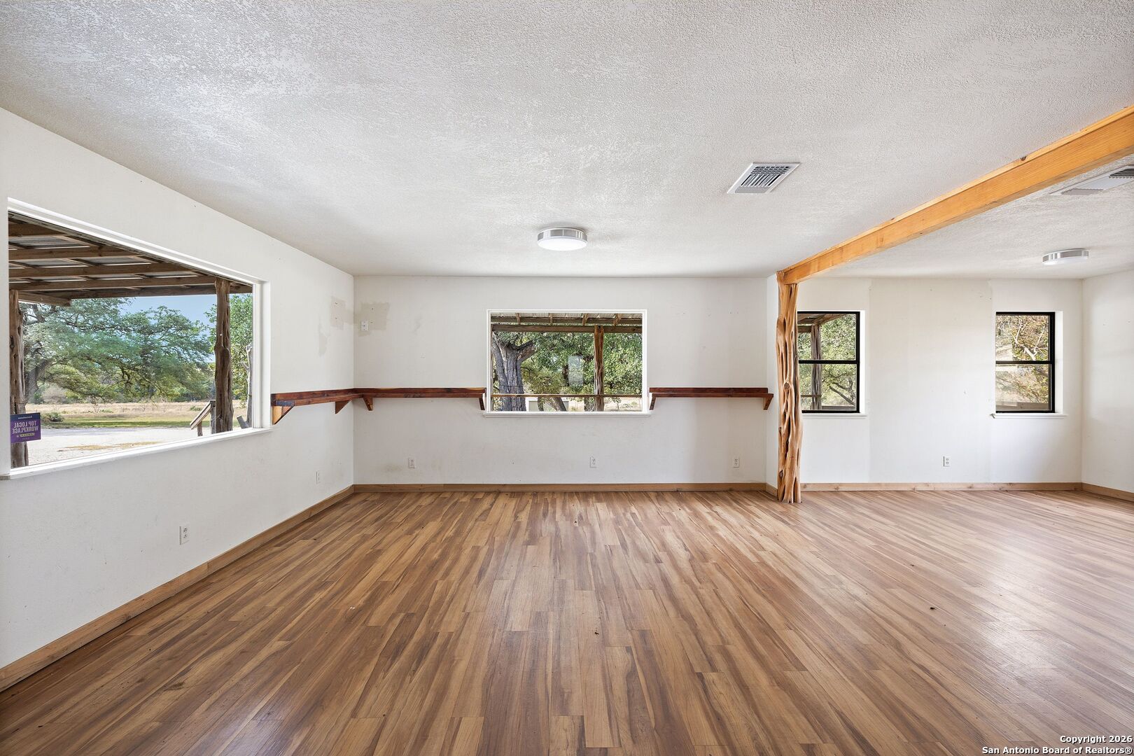 214 Edmonds Avenue Johnson City TX 78636