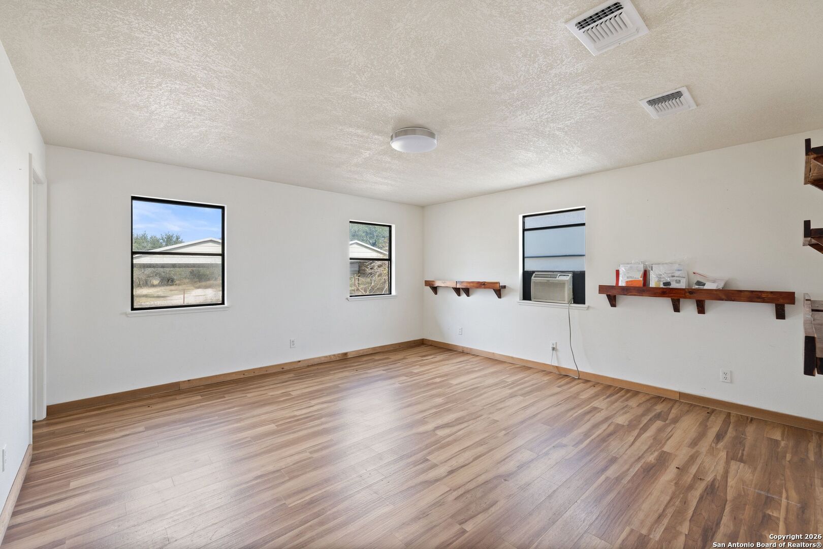 214 Edmonds Avenue Johnson City TX 78636