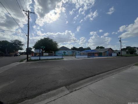 1920 Corpus Christi Street Laredo TX 78043