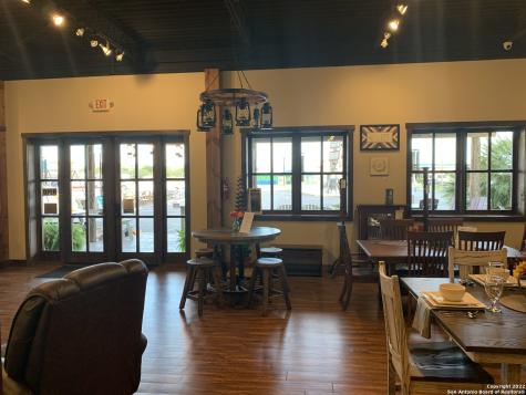 2209 E Main Street Uvalde TX 78801