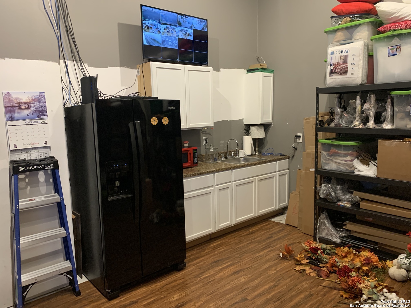 2209 E Main Street Uvalde TX 78801