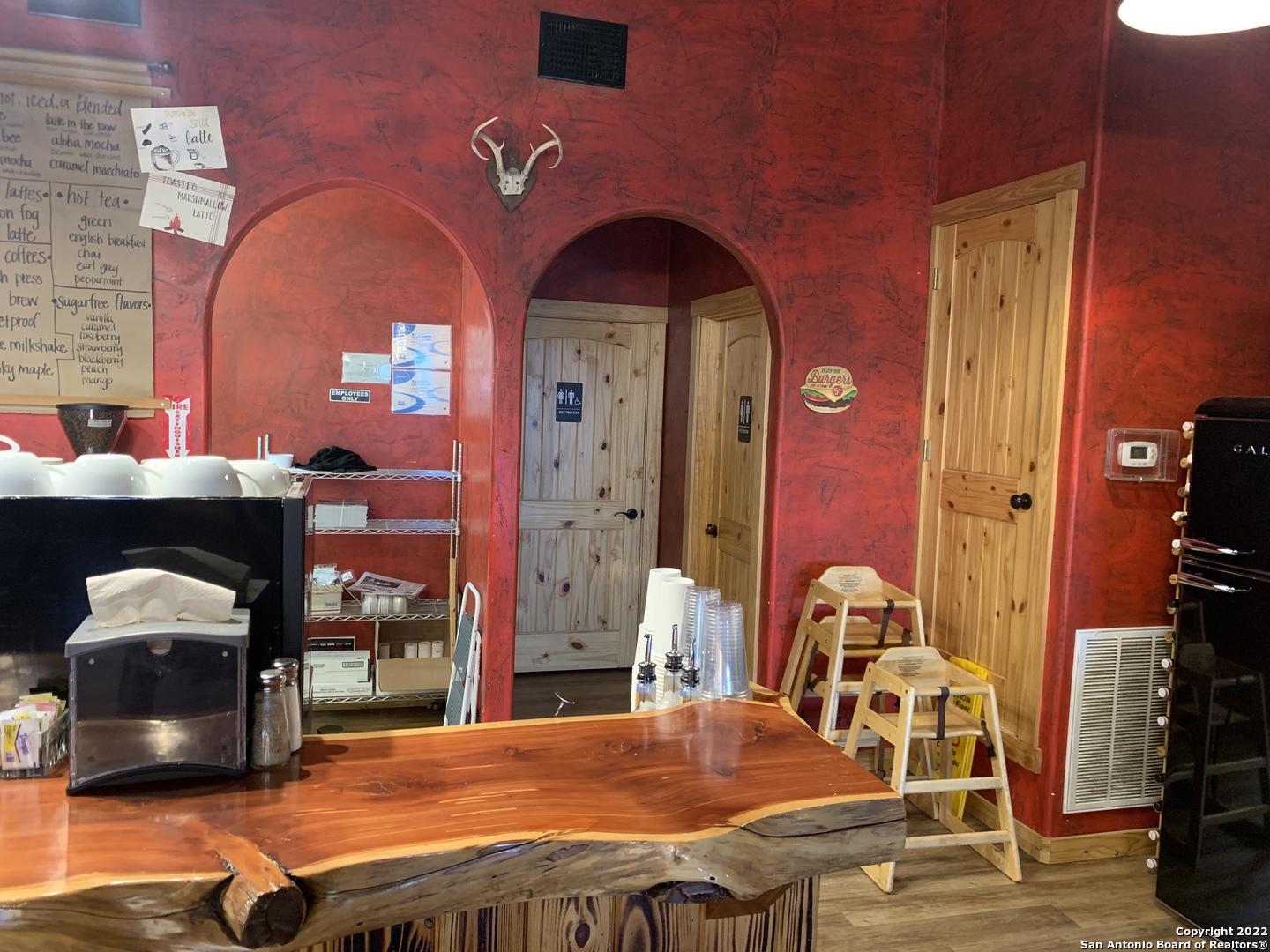 2209 E Main Street Uvalde TX 78801
