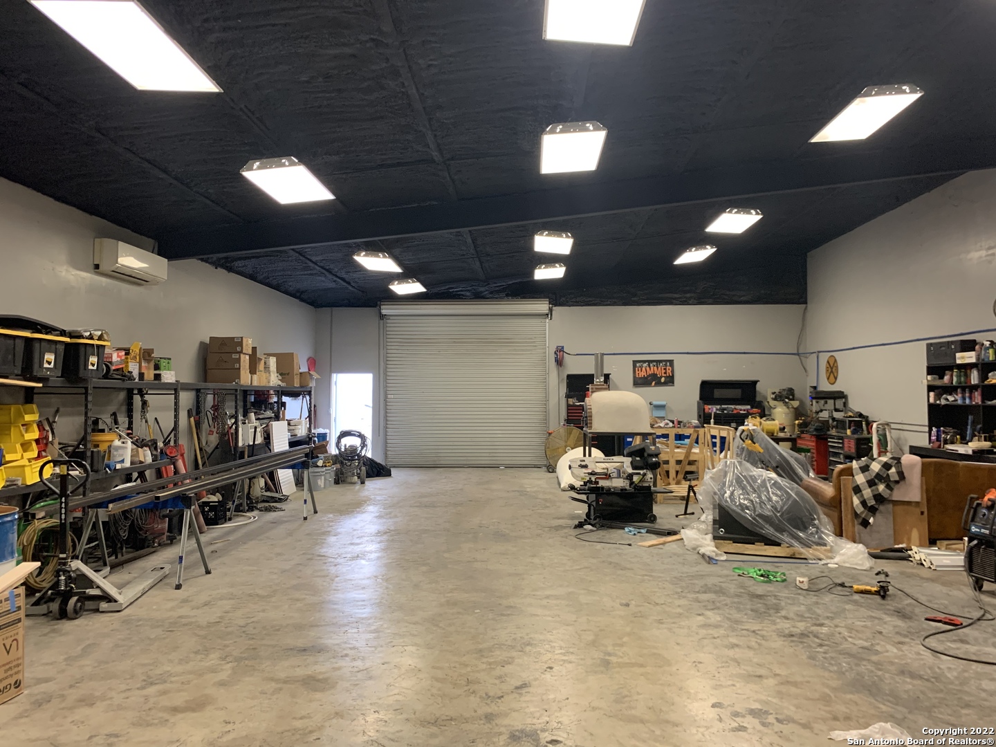 2209 E Main Street Uvalde TX 78801