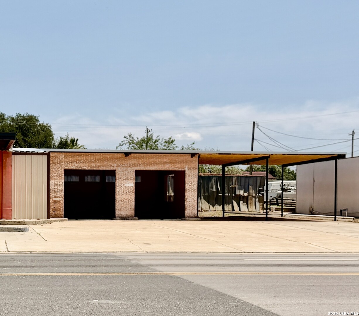 308 S Oak Pearsall TX 78061