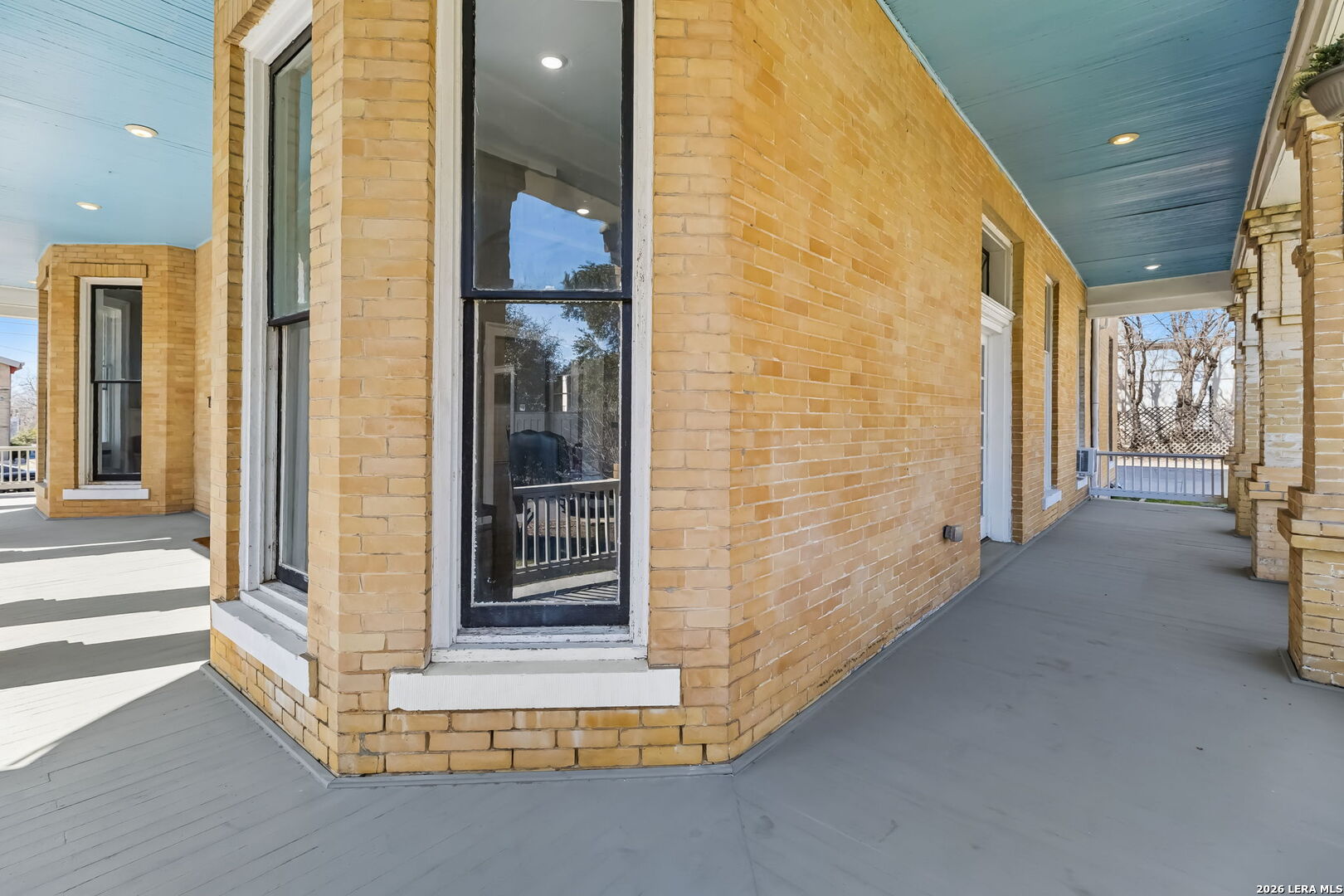 339 W Woodlawn Avenue San Antonio TX 78212