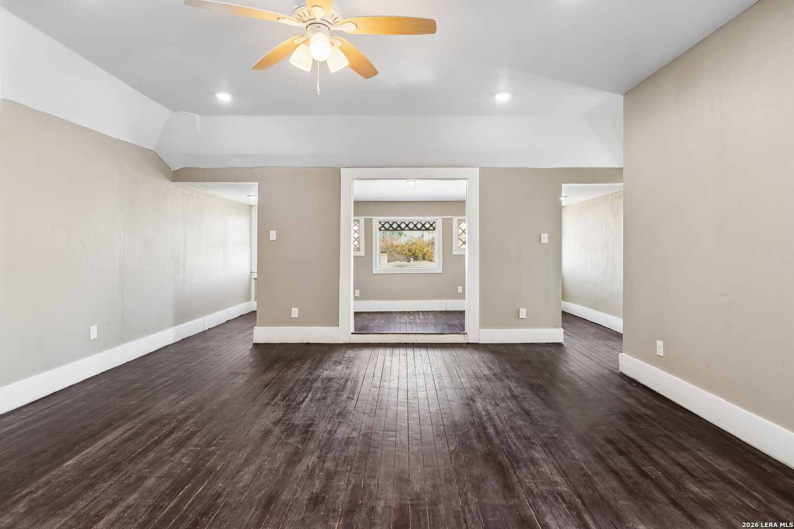 339 W Woodlawn Avenue San Antonio TX 78212