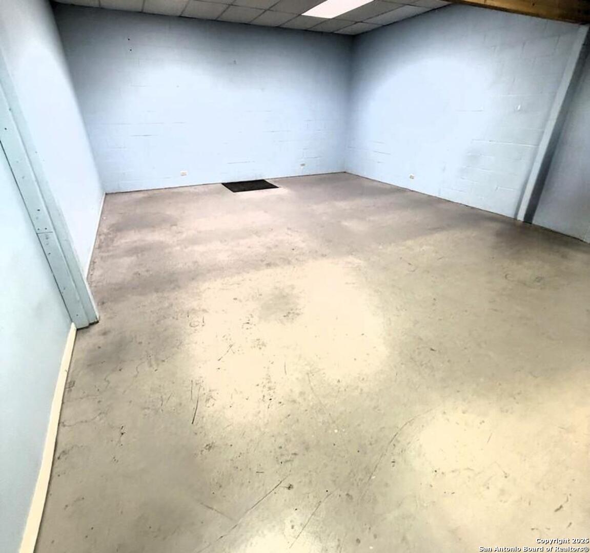 6615 S Flores San Antonio TX 78214