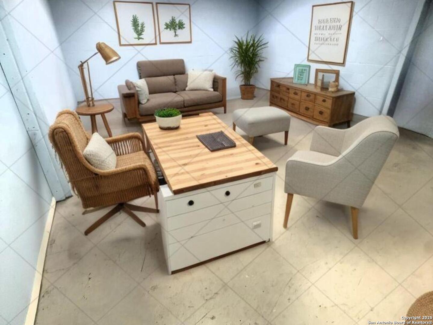 6615 S Flores San Antonio TX 78214