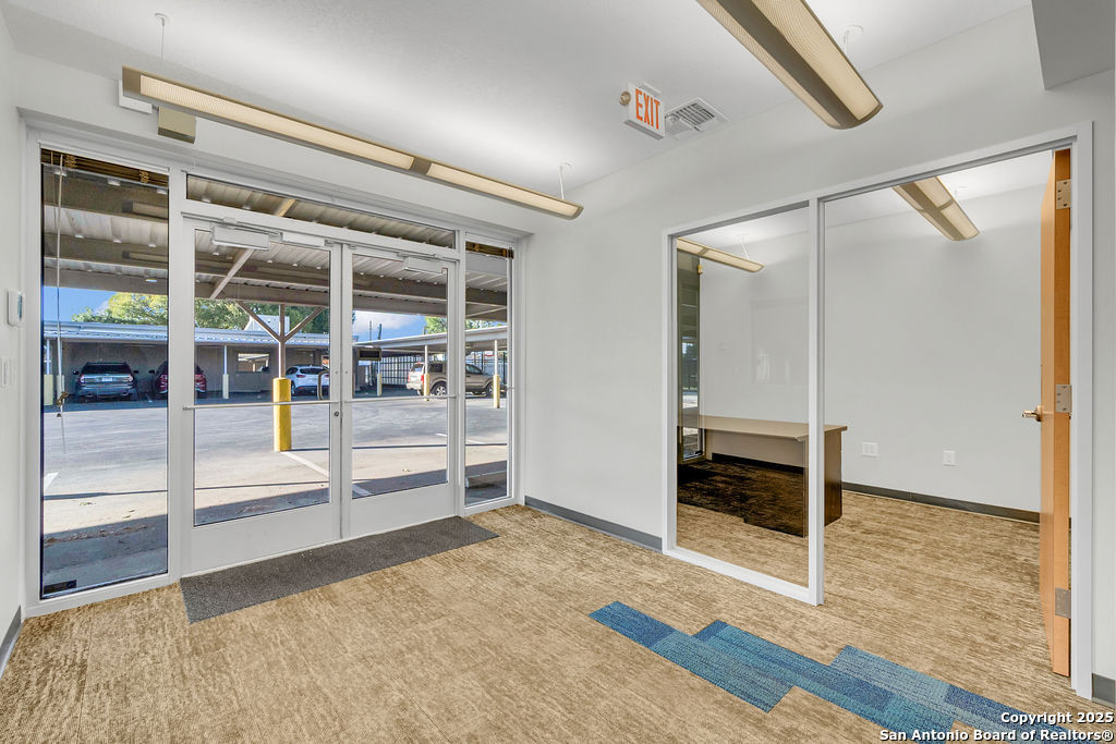 931 Basse San Antonio TX 78212