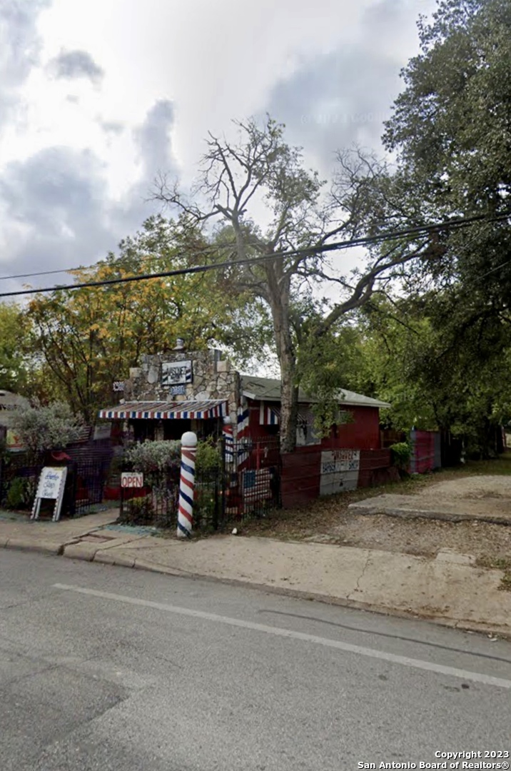 2522 Guadalupe Street San Antonio TX 78207