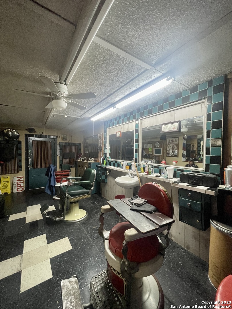 2522 Guadalupe Street San Antonio TX 78207