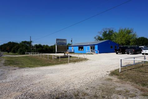 682 Fm 1283 Pipe Creek TX 78063