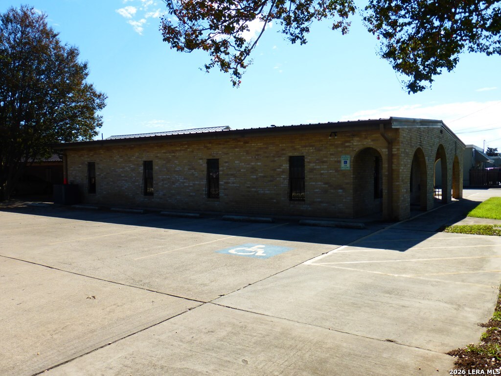 601 Clay Street Kerrville TX 78028
