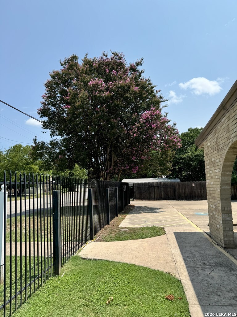 601 Clay Street Kerrville TX 78028