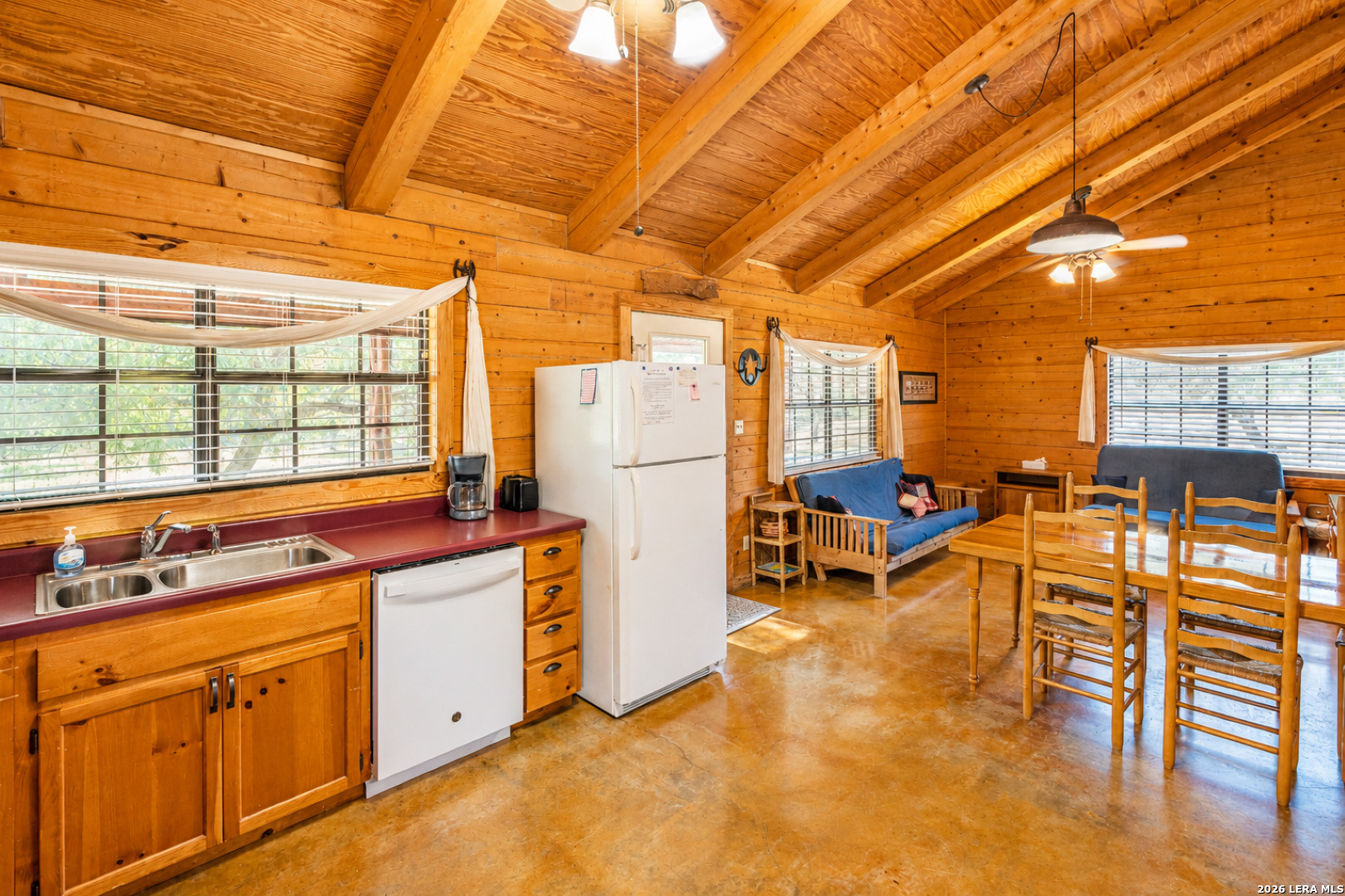 28 Pvt Road 3855 Utopia TX 78884