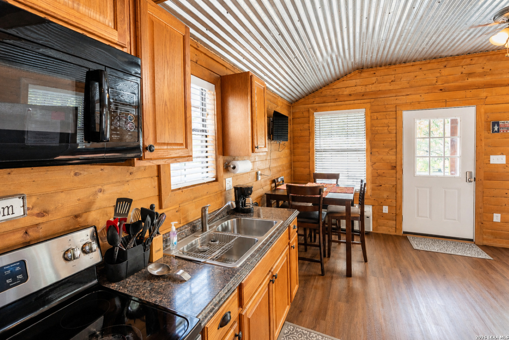 28 Pvt Road 3855 Utopia TX 78884