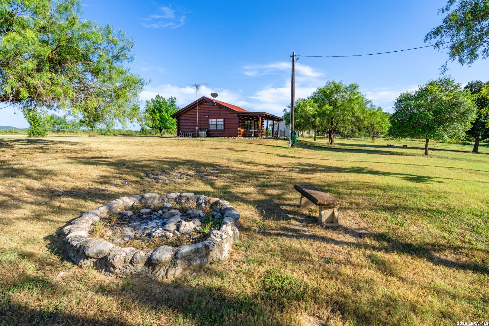 28 Pvt Road 3855 Utopia TX 78884